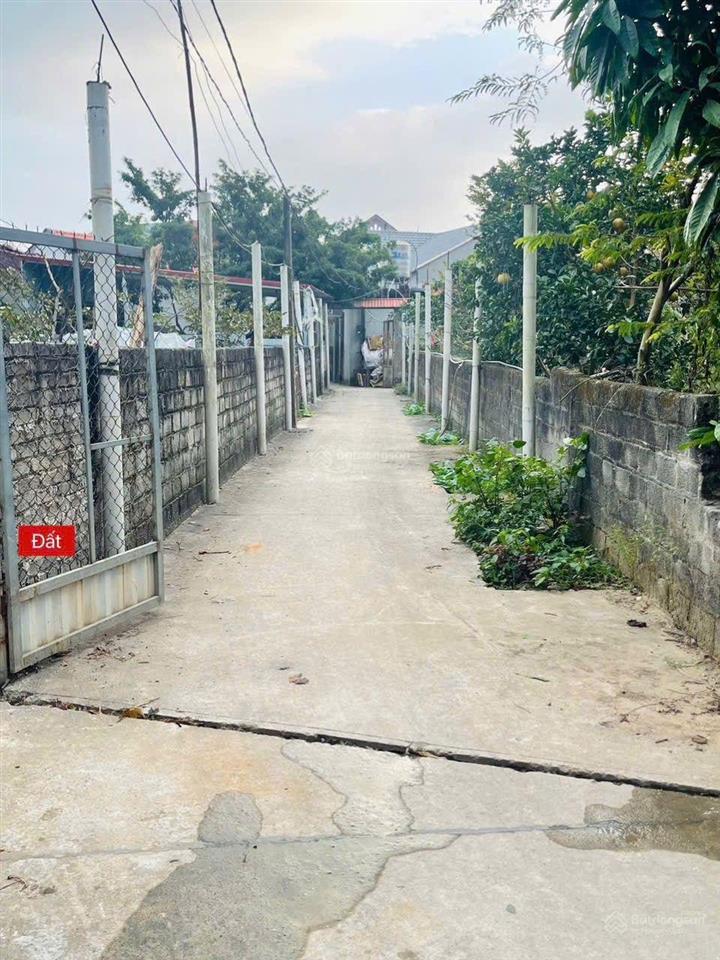 Bán lô đất 93,5 m2 ở trạch mỹ lộc, cách trục chính 30.đường vào đất rộng thênh thang.