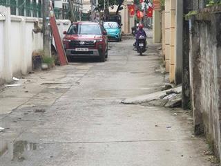 Chính chủ bán nhà ô tô đỗ cổng  cách đh công nghiệp 500m