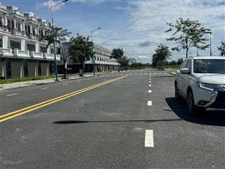 Sở hữu ngay ngôi nhà hiện đại, kiên cố tại trừ văn thố bàu bàng. liên hê 0982 238 ***