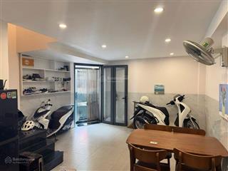 Bán nr tân bình nhỉnh 5 tỷ nhà 2 tầng 49m2 sát hxh cmt8 gần công viên lê thị riêng .