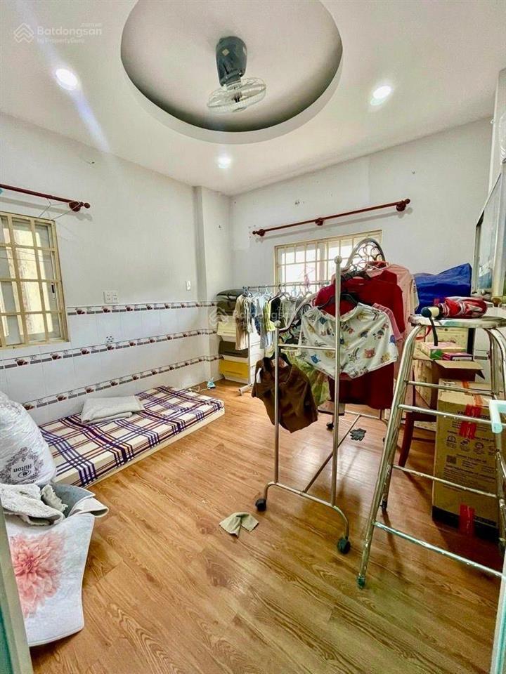 Cơ hội hiếm giá không có lần 2 bán nhà cmt8 nhiêu lộc, quận 3, chỉ 3 tỷ cho 4 tầng, 3pn, 2wc