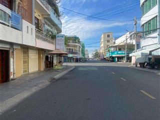 (chính chủ) giảm thêm 700 triệu, nhà mặt tiền trung tâm tp. long xuyên