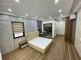 Hàng xóm khai sơn hill  ô tô ngủ trong nhà  giá hơn 7 tỷ