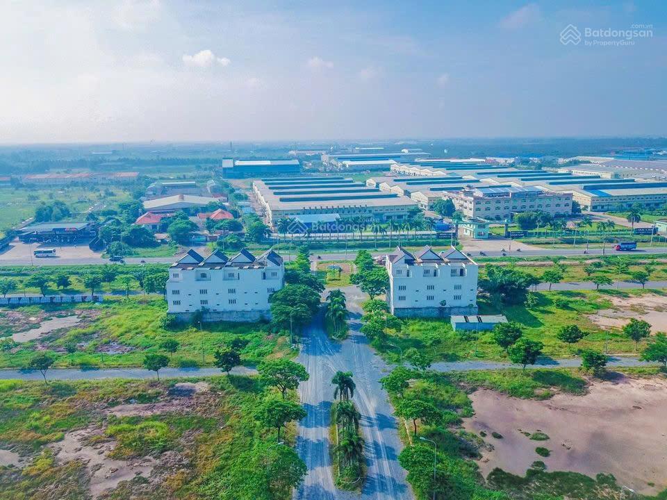 Chủ cần vốn làm ăn bán lại lô góc daresco đức hòa long an kế vinhome tân mỹ