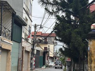 Mặt đường, ô tô tải tránh nhau, sát cầu thanh trì, mặt tiền rộng, giá hợp lý