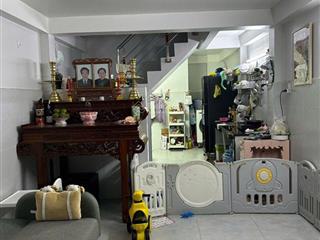 3 tỷ 700 thương lượng, bán nhà 3 tầng, đường 4 mét, diện tích ngang 3,5 mét  dài 9 mét