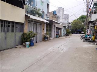 5 tỷ 800 thương lượng, bán nhà 2 tầng, đường 6 mét thông, diện tích ngang 4 mét  dài 18 mét