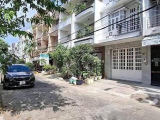 11 tỷ thương lượng, bán nhà mặt tiền, 4 tầng, diện tích  ngan 4,5 mét  dài 15 mét,