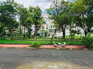 7 tỷ 850 thương lượng, bán nhà mới, 4 tầng mặt tiền, ôtô vào nhà, dt  ngan 4 mét  dài 16 mét