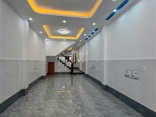 7 tỷ 390 thương lượng, bán nhà 2 tầng mặt tiền kinh doanh, diện tích  ngan 4 mét dài 22 mét.