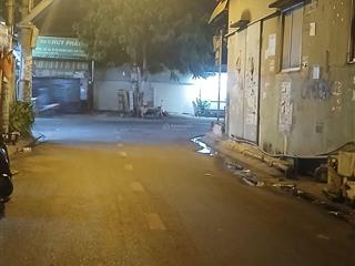 8 tỷ 300 thương lượng, bán nhà mới 6 tầng, đường 8 mét thông, kinh doanh, dt ngan 4 mét  dài 20