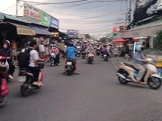 15 tỷ thương lượng, nhà mới 4 tầng, nhà mặt tiền kinh doanh, dt ngan 4 mét  dài 26 mét.