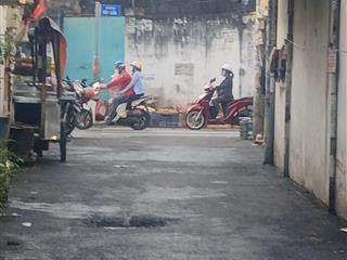 8 tỷ 800 thương lượng, nhà mới 4 tầng, đường 5 mét, diện tích ngang 4,5 mét  dài 19 mét