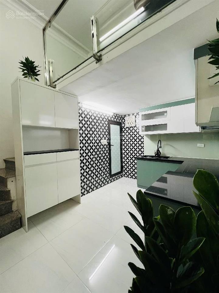 Bán nhà ngọc hà, siêu đẹp, siêu xinh, 10m mặt phố, 5 phút cv bách thảo, có sổ 4.95 tỷ 0336 712 ***