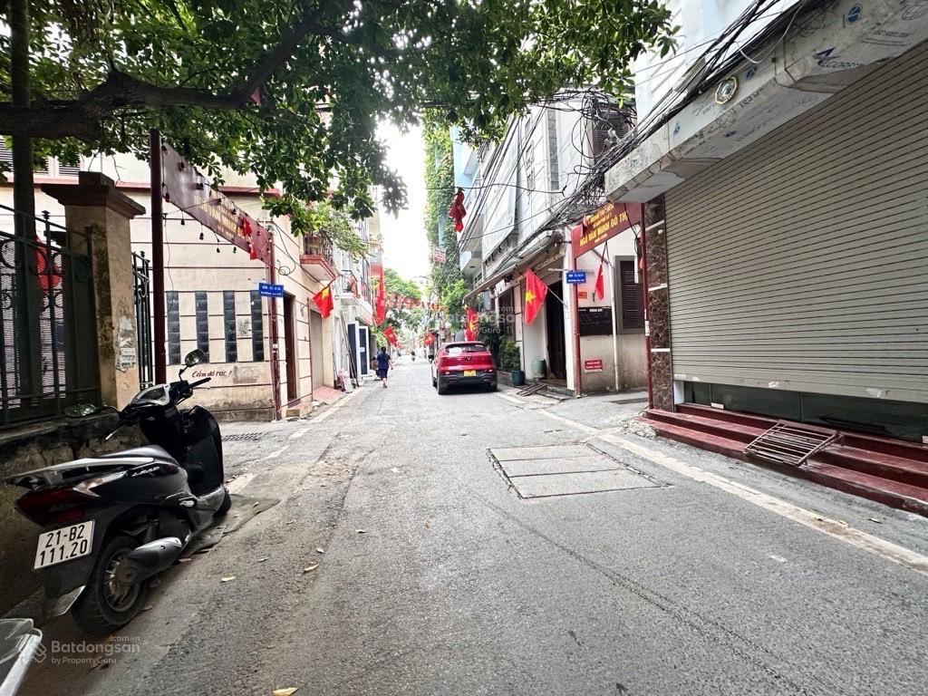 4.5 tỷ có ngay đất xuân đỉnh , hót hòn lửa, xây nhà đẹp, có sổ, không qh 33m , mt 4.2m 0336 712 ***