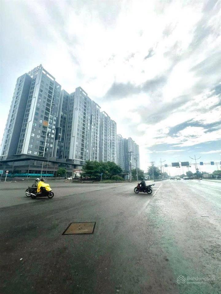 Trung tâm thị trấn tân túc  bình chánh  tp hcm chủ cần bán gấp giảm 700tr, chỉ còn hơn 15tr/m2