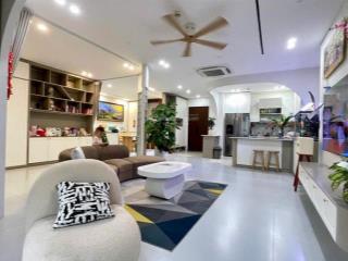Bán cc hpc landmark 105hoa hậu có 102, giá thỏa thuận, 148m2, 3pn, 2wc