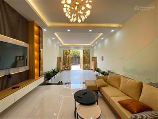 Hiếm 4 tầng đẹp lung linh thang máy tặng full nội thất đường xe hơi kinh doanh giá 13 tỷ xx