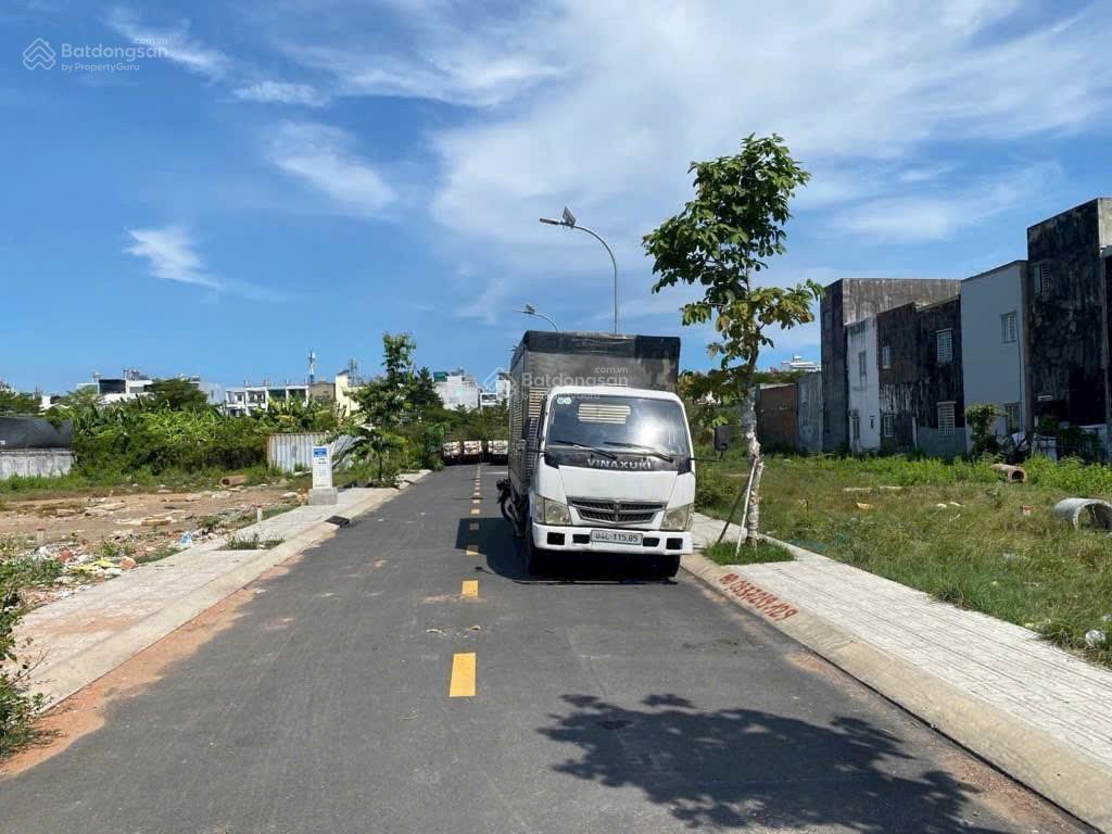 Hiếm đất đẹp khu sài gòn mới view công viên mặt tiền đường 6m xe hơi thông tứ trung