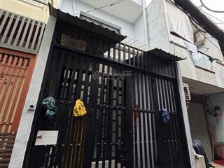 Nhà phố 3 tầng đẹp lung linh 20 m ra đường trần xuân soạn gần trường học gần chợ gần lâm văn bền