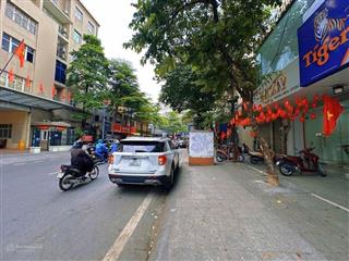 Mặt phố đống đa  kd sầm uấtdòng tiền 500tr/năm ô chờ thang máy  vỉa hè rộng 6m dt 83m giá 55tỷ