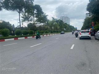 Tt thật bán nhà mặt phố hoàng quốc việt 6 tầng thang máy vỉa hè rộng đá bóng dt 65mmt7m giá 28 tỷ