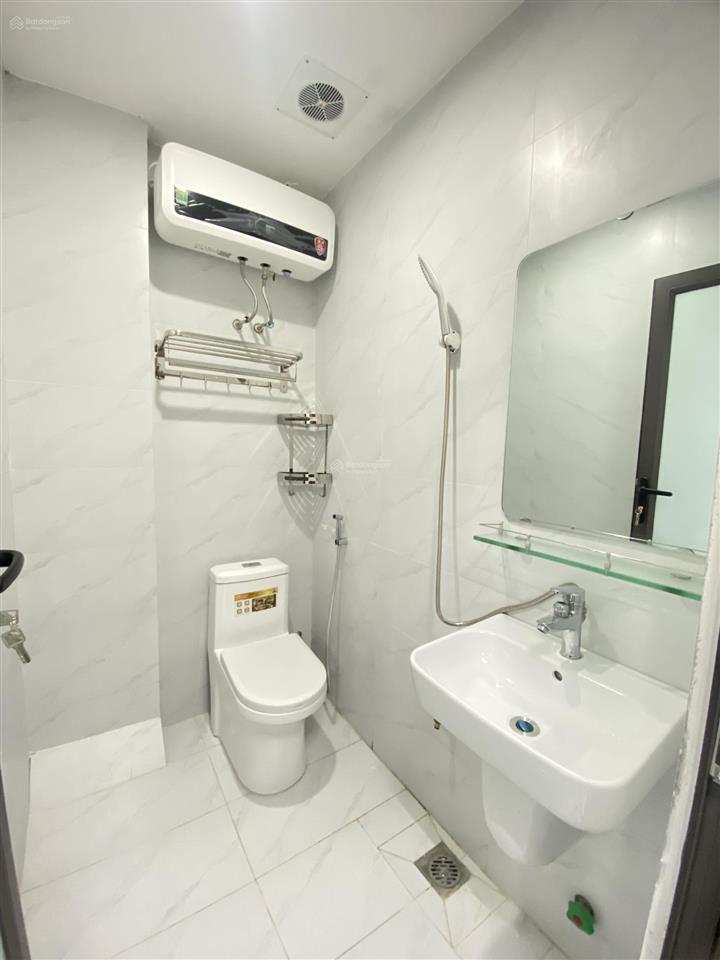 Bán siêu phẩm 8 tầng hào namthang máy ngõ thông nhà mới dòng tiền 1,5tỷ/năm dt 70m giá 24,5tỷ