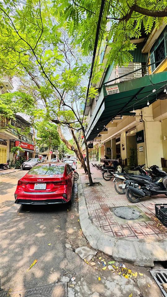 Chính chủ bán căn hộ duplex vĩnh phúc vỉa hè 4m lô góc ô tô tránh kinh doanh dt 108m2 giá 12,5 tỷ