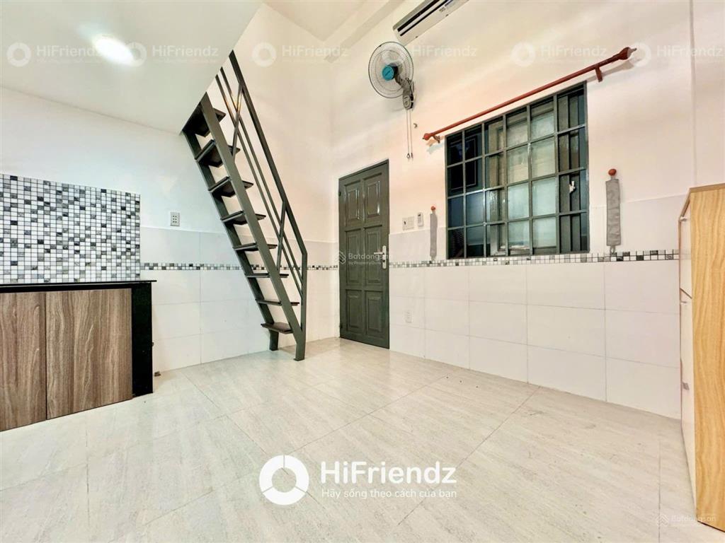 Căn hộ duplex thiết kế hiện đại gác cao gần đầm sen, ngã tư bốn xã, đh văn hiến, quận 11, tân bình