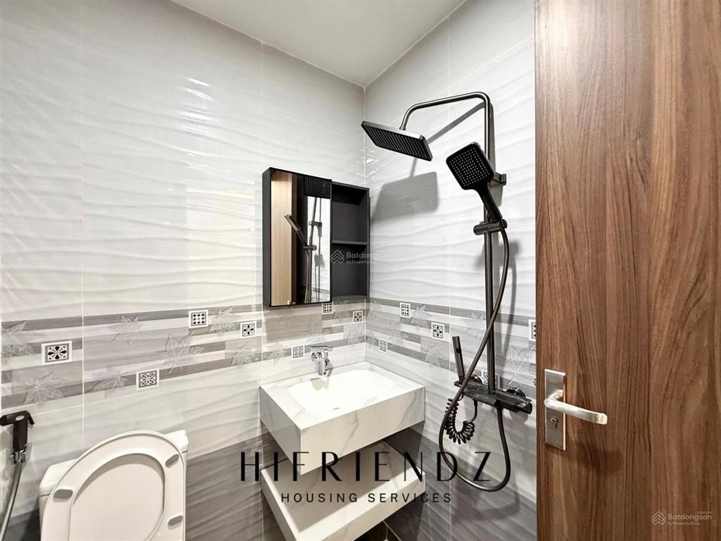 Căn hộ studio full nội thất cao cấp ngay sát đầm sen, quận 11  luỹ bán bích  kênh tân hoá