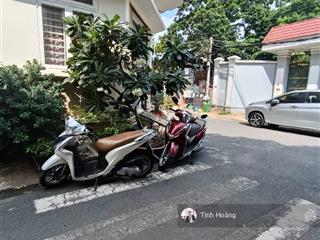 Lô nhì  xây mới nhà sân vườn 120m2 hiếm phường bình thuận, quận 7  nhỉnh 6 tỷ