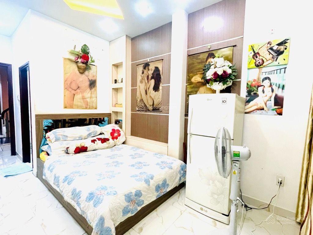 Bán nhà hxh trần bình trọng, q5, dt 38 m2, 5 tầng, nội thất cao cấp hiện đại, gía nhỉnh 7 tỷ