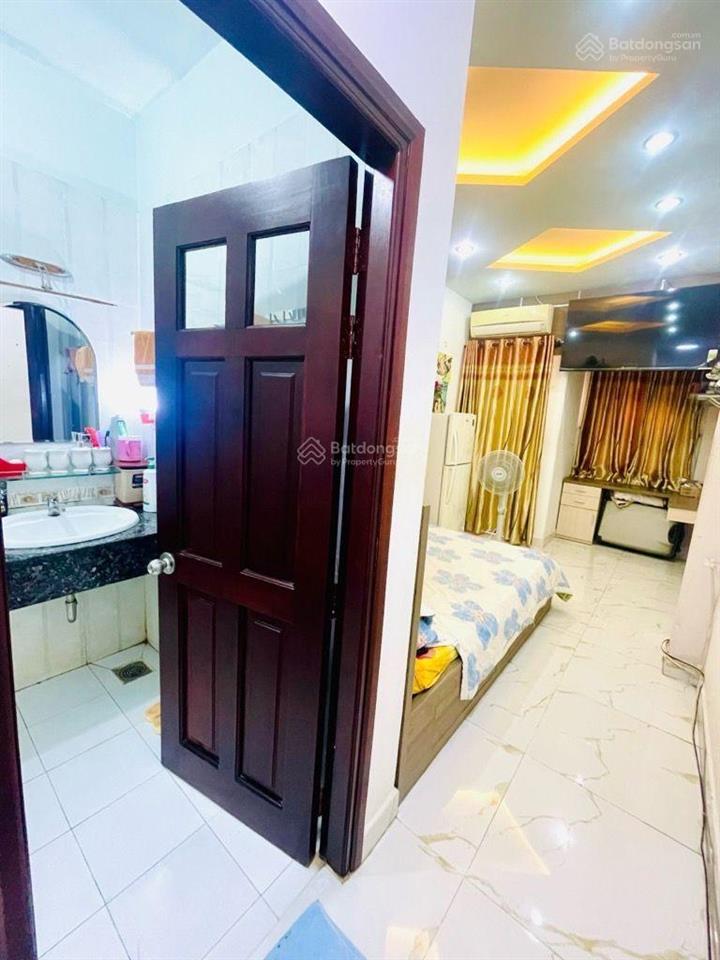 Bán nhà hxh trần bình trọng, q5, dt 38 m2, 5 tầng, nội thất cao cấp hiện đại, gía nhỉnh 7 tỷ
