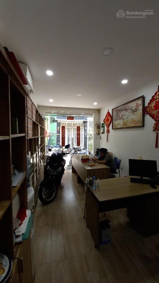 Bán nhà hxh đỗ cửa trần hưng đạo q1. dt 31m2, 2 tầng, nhỉnh 8 tỷ