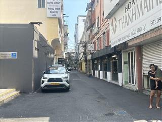 Bán nhà hxh đỗ cửa trần hưng đạo q1. dt 31m2, 2 tầng, nhỉnh 8 tỷ