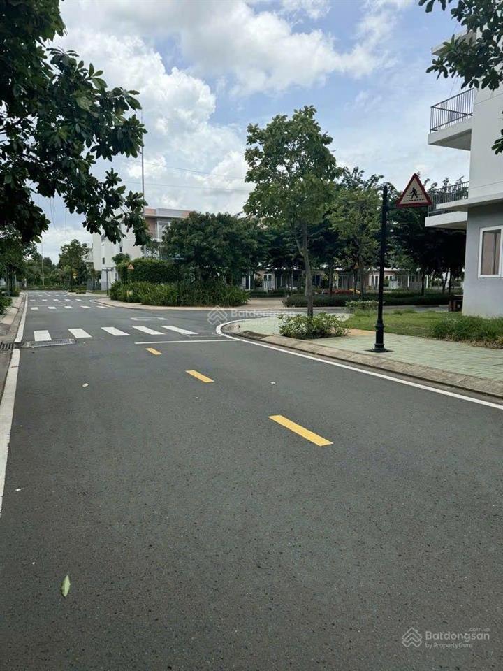 Dt 52m², giá 5,7 tỷ đường thủy lợi, phường phước long a, thành phố thủ đức