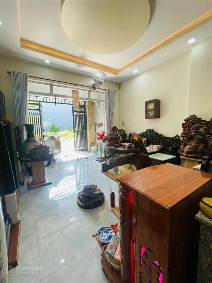  nhà bán, dt 51 m2, giá 5.9 tỷ đường trường lưu, phường long trường  tp thủ đức