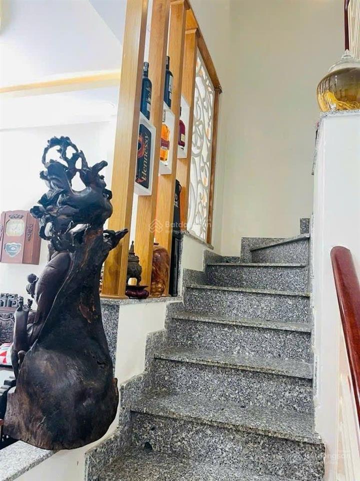  nhà bán, dt 51 m2, giá 5.9 tỷ đường trường lưu, phường long trường  tp thủ đức