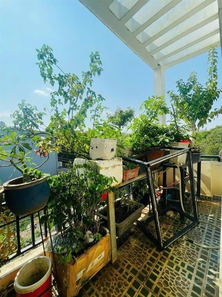  nhà bán, dt 51 m2, giá 5.9 tỷ đường trường lưu, phường long trường  tp thủ đức