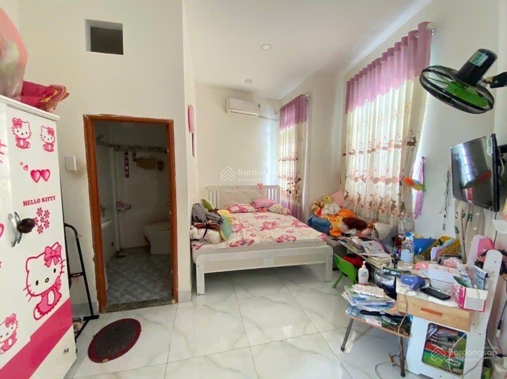 Nhà bán. dt 78m2, giá 6 tỷ. đường lê văn thịnh, bình trưng tây, tp thủ đức