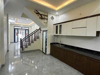 Cần bán căn shop khu shophouse phụng châu zá tốt so với mặt bằng không qua trung gian