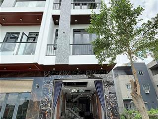 Nhà kinh doanh phường hiệp bình phước, thủ đức gần ngã 4 bình phước 80m2 giá 6tỷ5