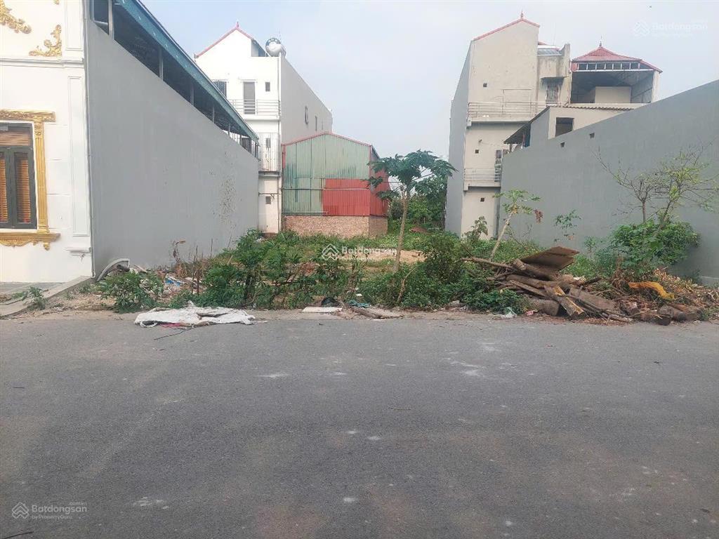 Đất đầu tư đường nguyễn trãi phường dĩ an gần kcn sóng thần 200m² giá 900tr