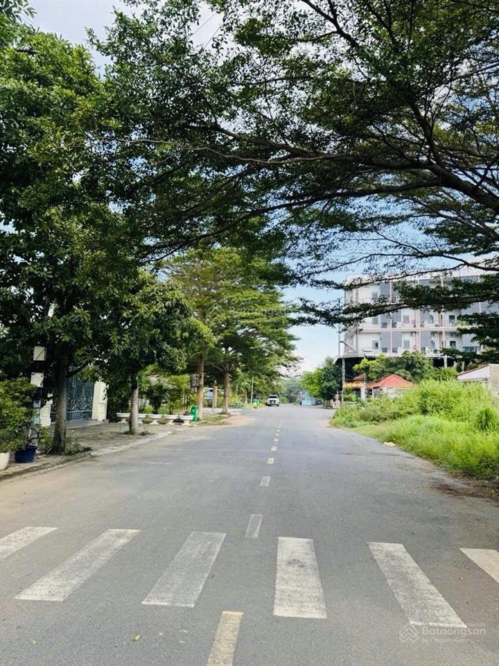 Bán đất biệt thự ngay liên phường bưng ông thoàn 450m2 ngang 20m giá 20.5 tỷ