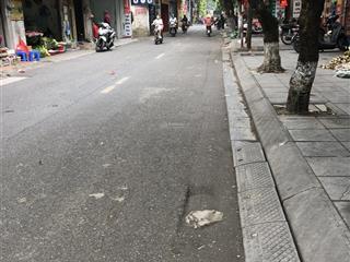 Chính chủ cần tiền bán gấp nhà phố nhân hoà, ngõ ô tô, nhà cách ô tô 5m, 15m ra mặt phố ô tô tránh
