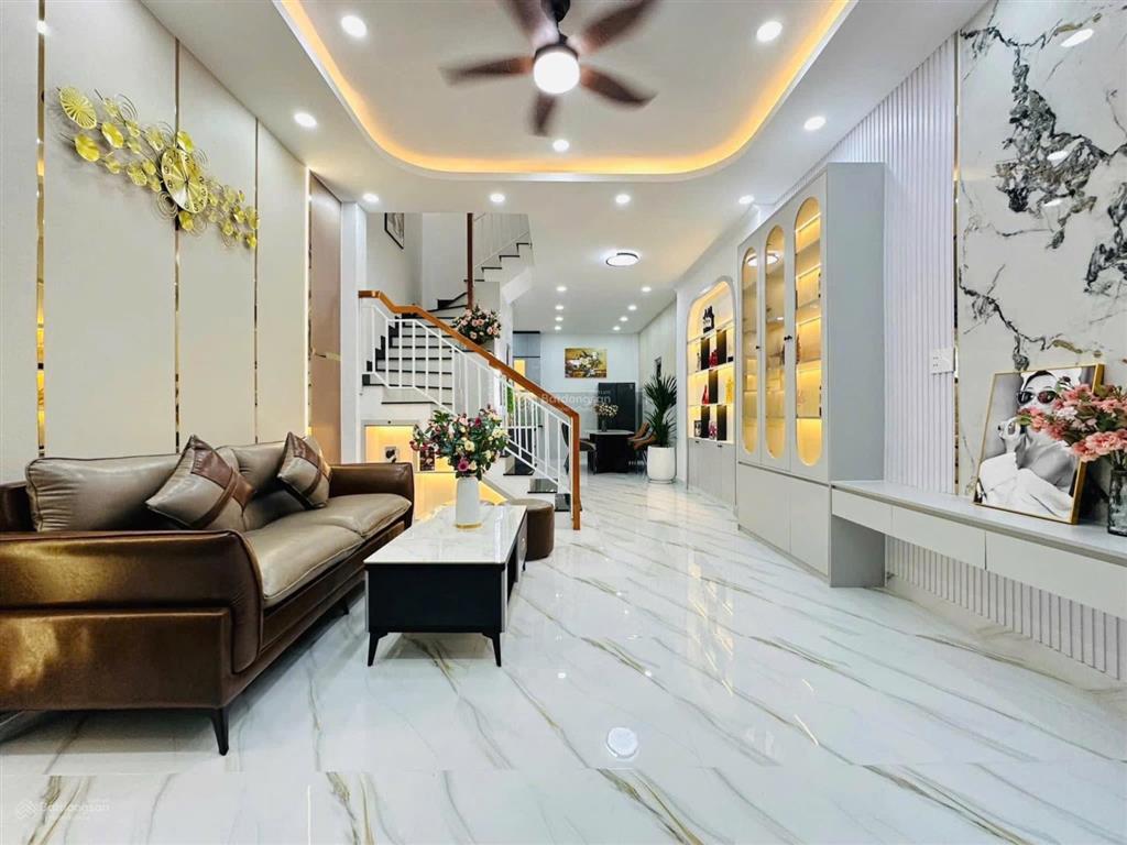 Sang úc định cư! bán nhà 57m2 đường trần não,q2 giá 3tỷ250. gần cầu sài gòn. hẻm 8m. sẵn sổ