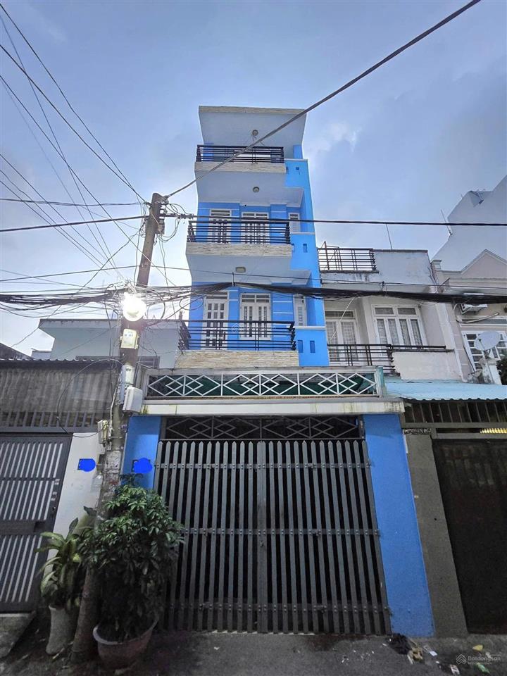 Bán nhà hẻm xe hơi 1 trục thông ra đường bờ kè tham lương  (dt4x18m)  ngay nguyễn văn dung