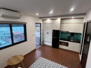Cho thuê ccmn full nội thất, đủ pccc ngõ 226 nguyễn lân  01/9 vào ở ngay, có ban công thoáng