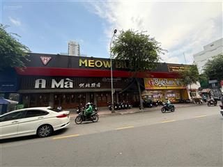 Định cư bán nhà chỉ rẻ nhất mặt tiền âu cơ (10x33m) cấp 4  ctxd hầm 8 tầng