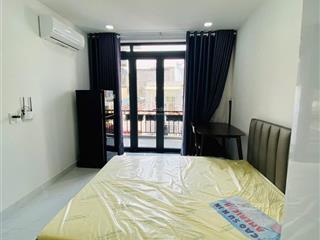 Chính chủ cho thuê studio ban công full nội thất ngay ngã tư hàng xanh, gần làng đại học